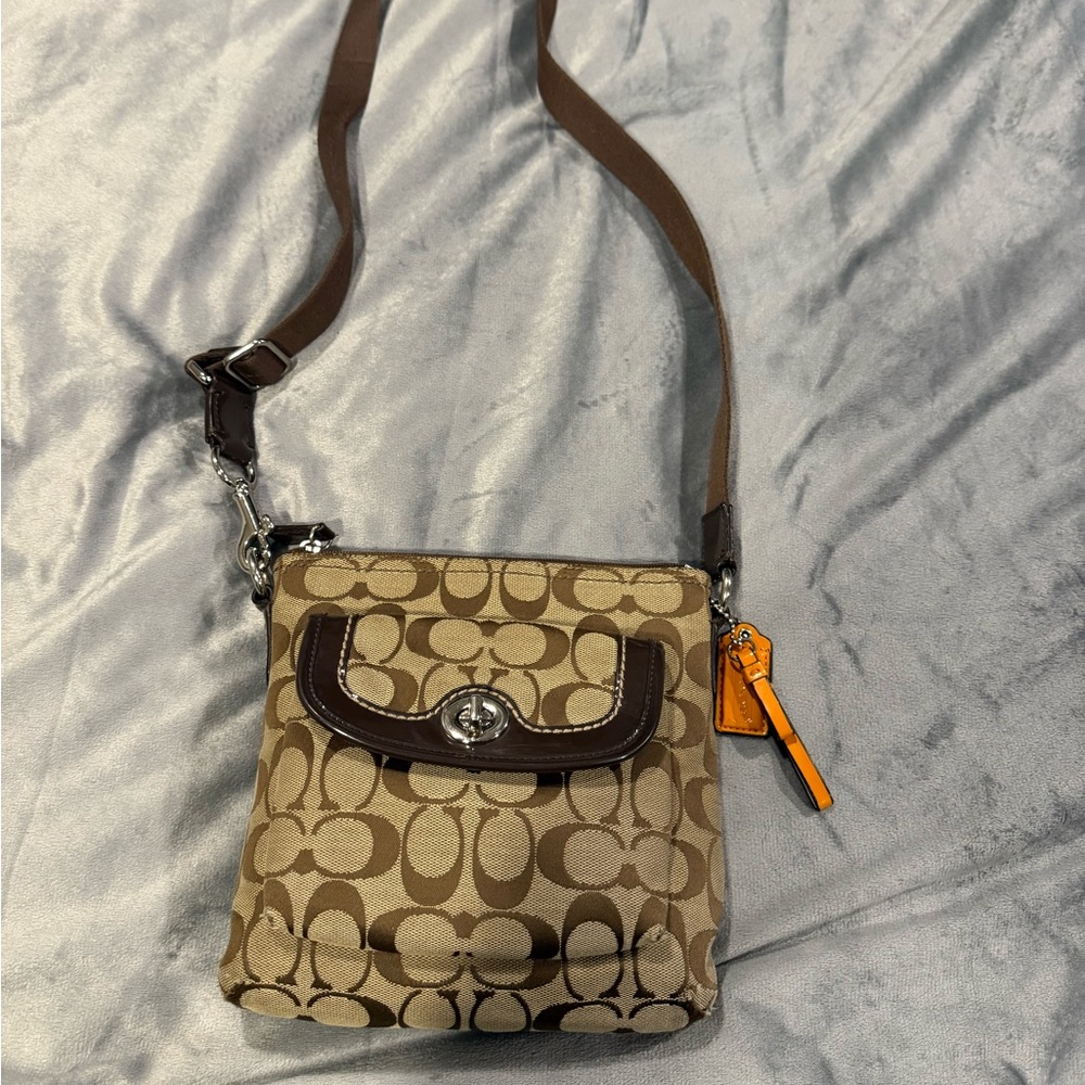 Coach crossbody. EUC